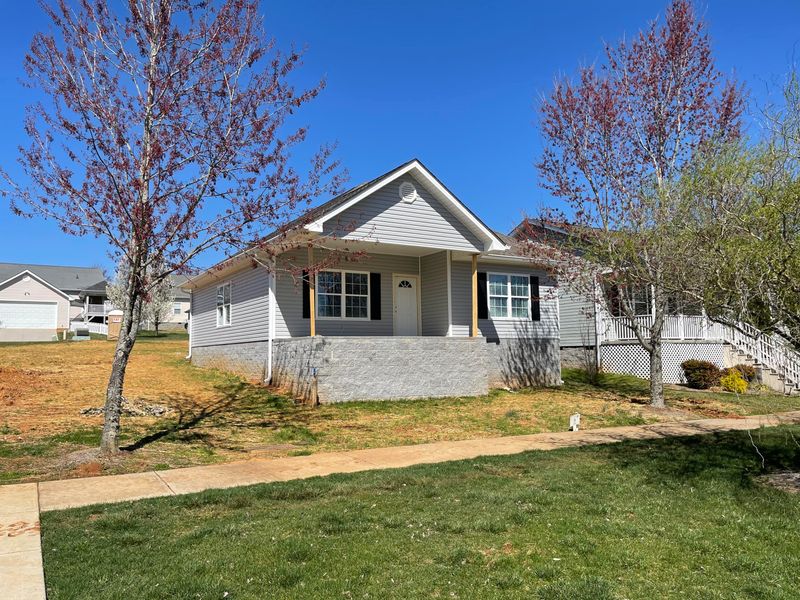 109 Willow Creek Blvd, Sweetwater, TN 37874