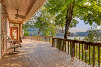 1090 Black Fox Harbor, Washburn, TN 37888