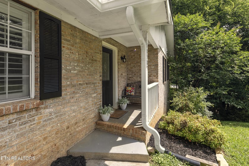 10909 Woody Dr, Knoxville, TN 37934