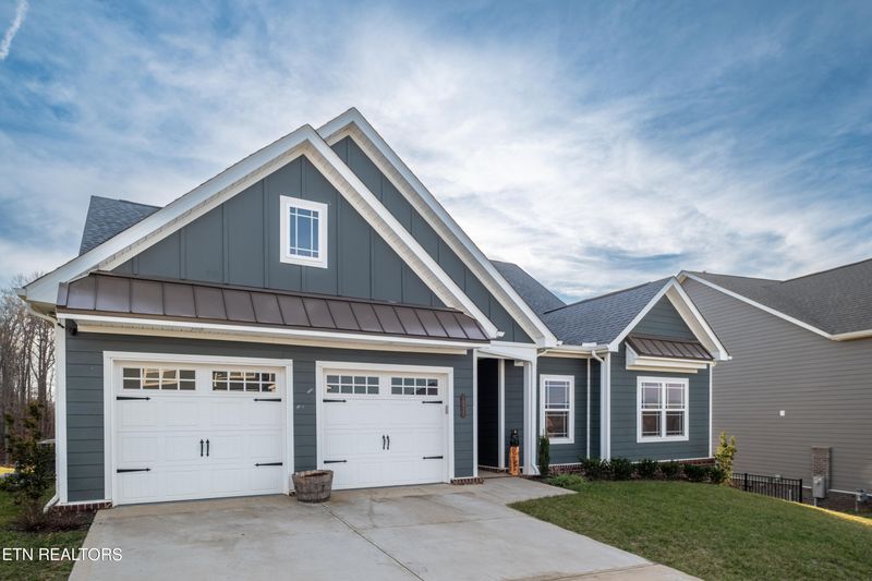 10932 Glory Maple Ln, Knoxville, TN 37932