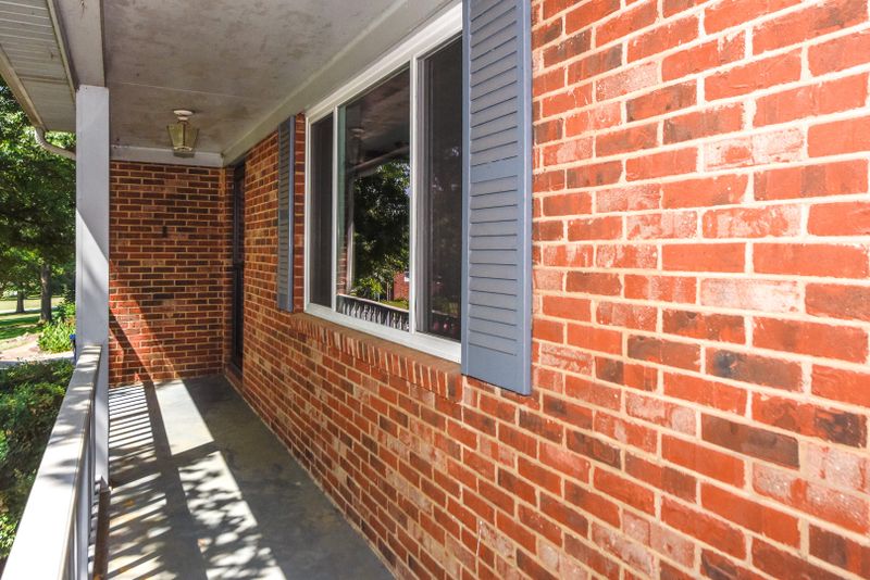1094 Mildred Dr, Alcoa, TN 37701