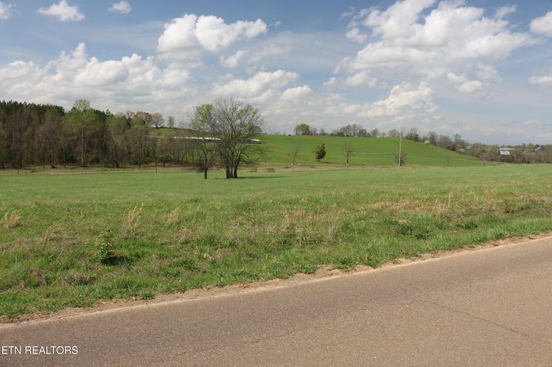 1095 County Road 461, Englewood, TN 37329