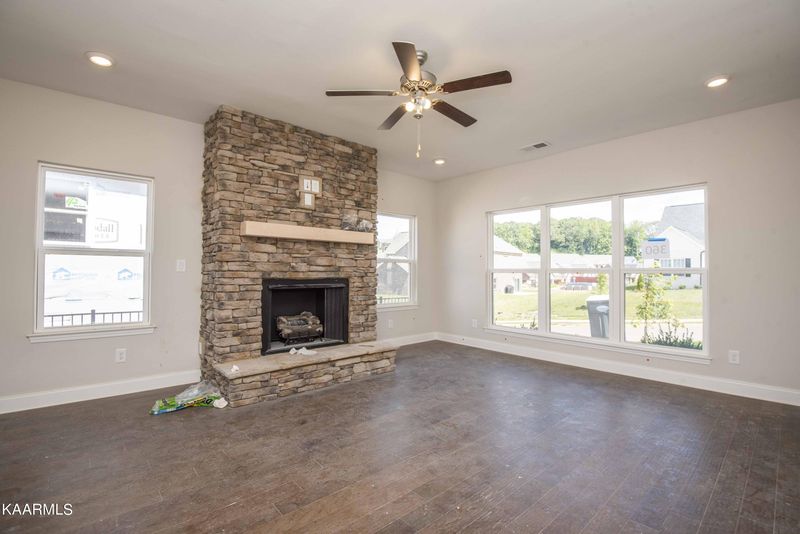 10962 Glory Maple Ln, Knoxville, TN 37932
