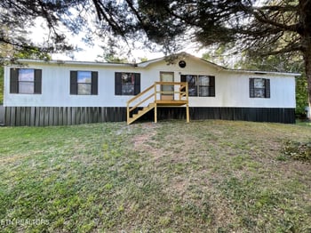 110 3rd St, Corryton, TN 37721