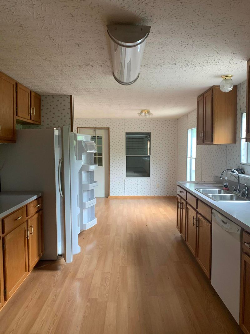 110 Aj Robbins Ln, Clinton, TN 37716
