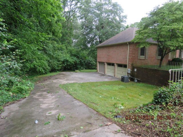 110 Carson Ln, Oak Ridge, TN 37830