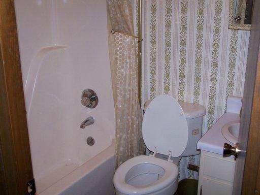 110 Chickasaw Dr, Crossville, TN 38572
