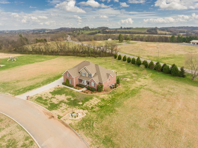 110 Clover Hill, Sweetwater, TN 37874