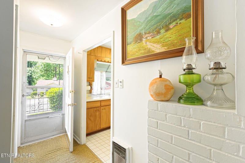 110 Disston Rd, Oak Ridge, TN 37830
