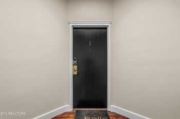 110 E Jackson Ave #1, Knoxville, TN 37915