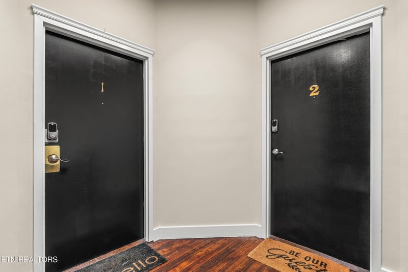 110 E Jackson Ave #1, Knoxville, TN 37915