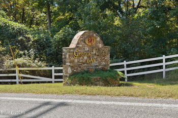 110 E Shore Dr, Rockwood, TN 37854