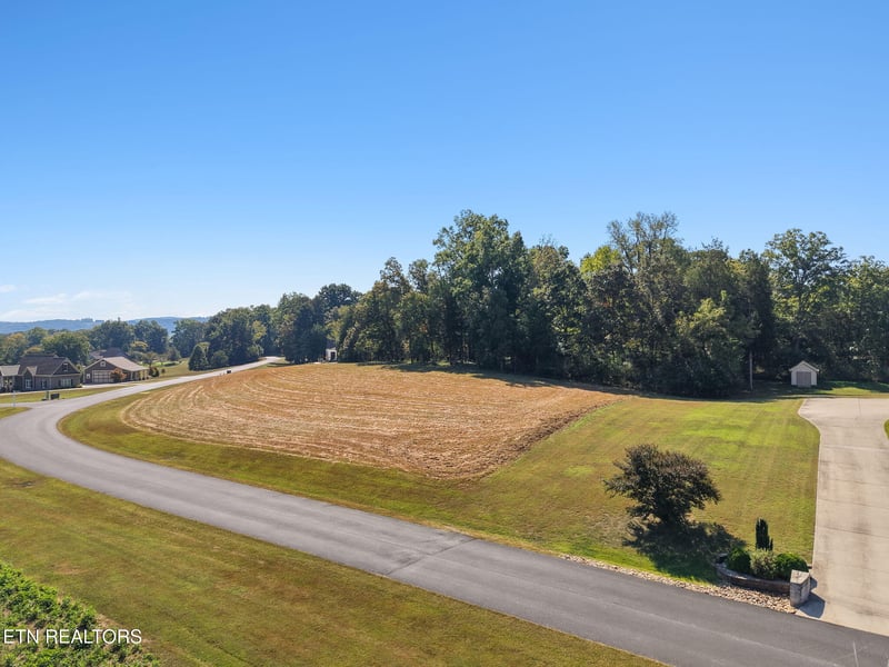 110 E Shore Dr, Rockwood, TN 37854