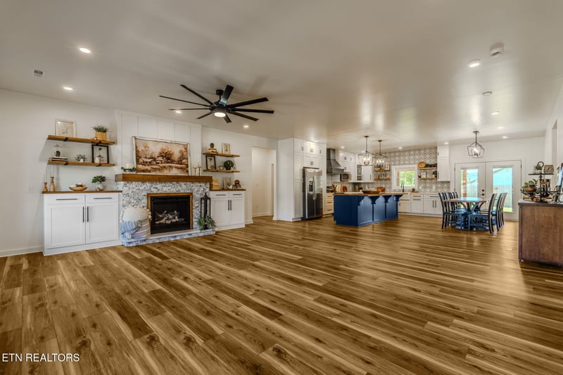 110 Eldon Justice Rd, Oliver Springs, TN 37840