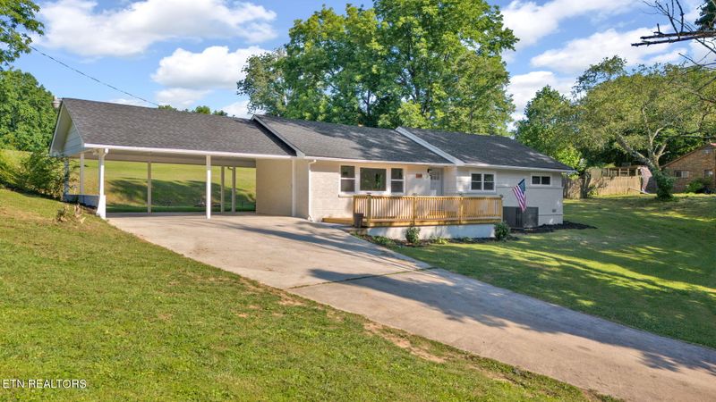 110 Emory Heights Rd, Harriman, TN 37748