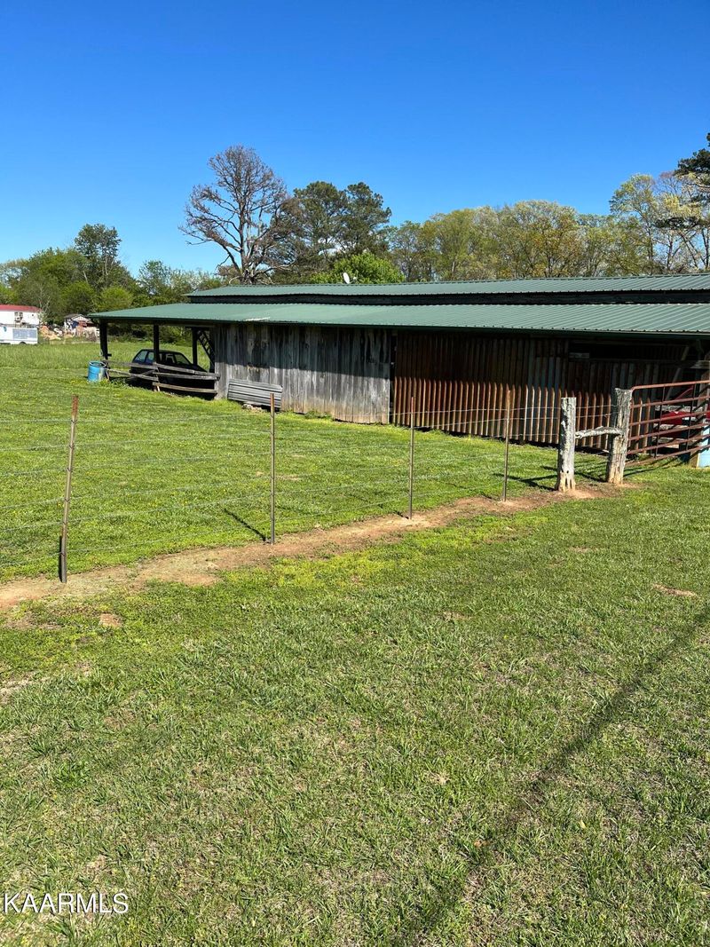 110 Garrett Rd, Madisonville, TN 37354