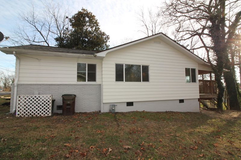110 Gordon Rd, Oak Ridge, TN 37830