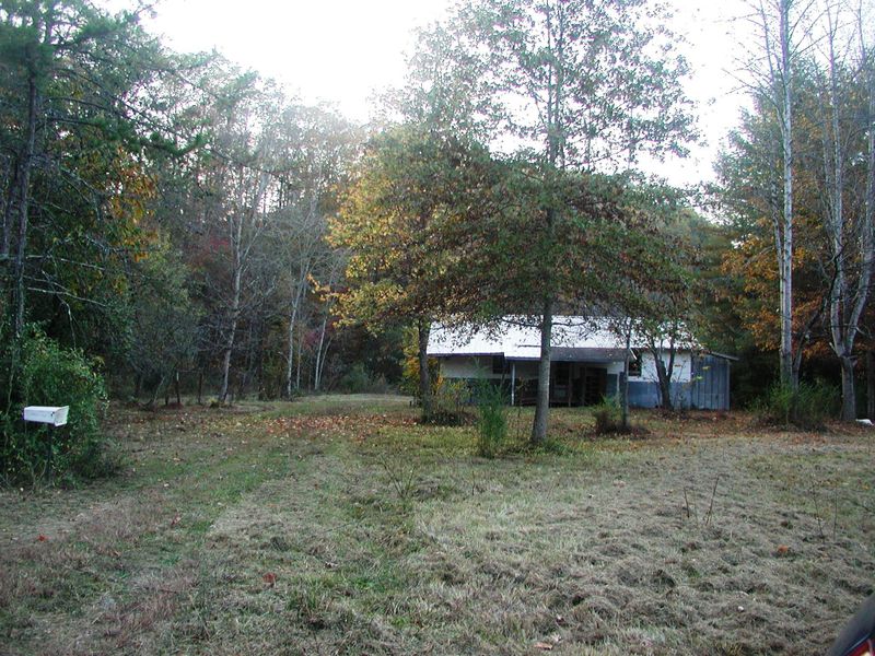110 Gregory Ln, Walland, TN 37886