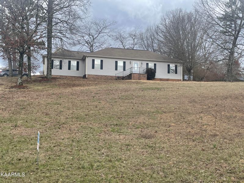 110 Guthrie Rd, Athens, TN 37303