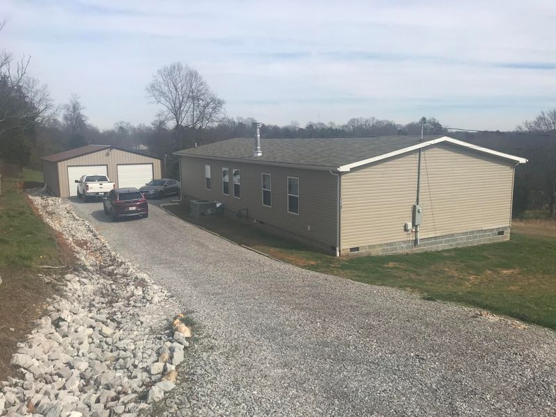 110 Jarnigan Chapel Rd, Clinton, TN 37717