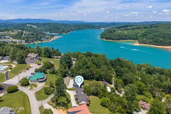 110 Little Deer Path Ln, Lafollette, TN 37766