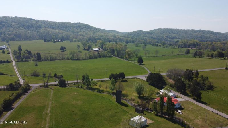 110 Mans Hollow Rd, Kingston, TN 37763