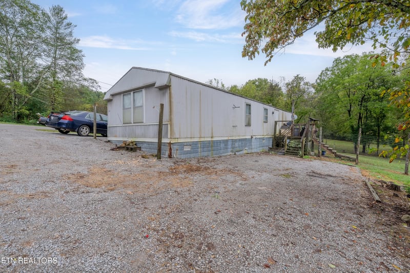 110 Morrison Subdivision Rd, Oakdale, TN 37829