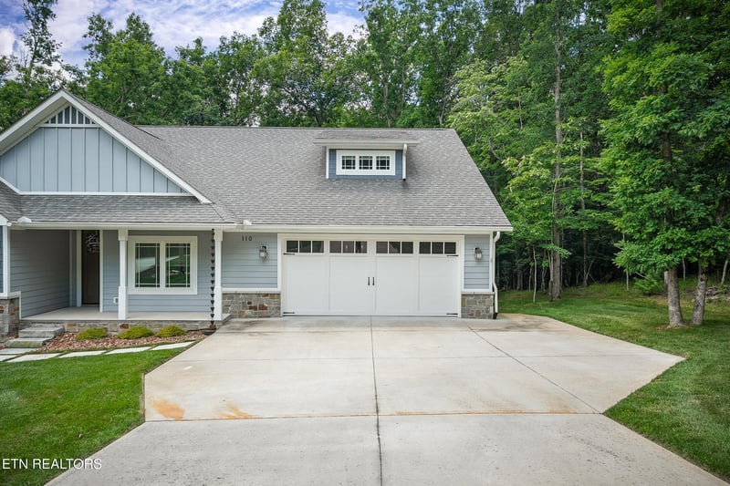 110 Motthaven Dr, Crossville, TN 38558