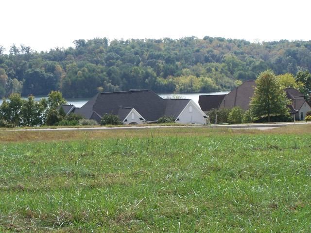 110 Nightingale Dr, Vonore, TN 37885