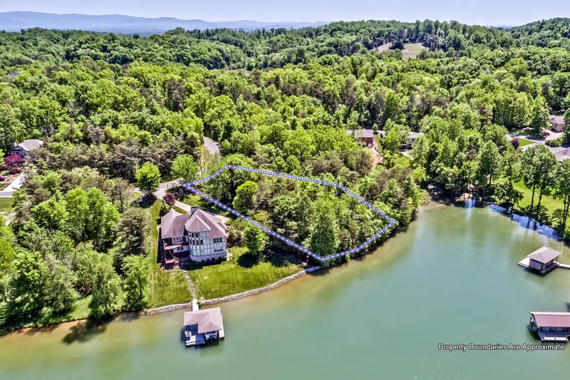 110 Noya Ln, Loudon, TN 37774