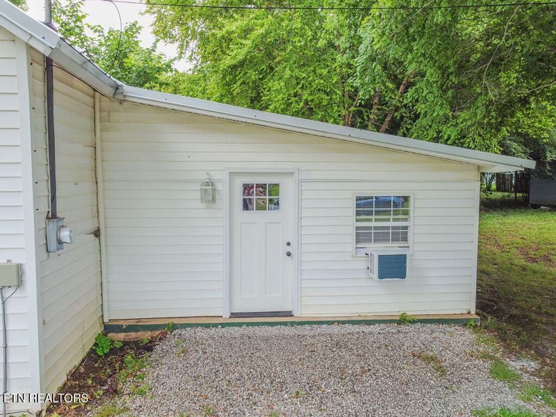 110 Old Englewood Rd, Englewood, TN 37329