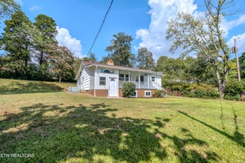 110 Paoli Ln, Oak Ridge, TN 37830
