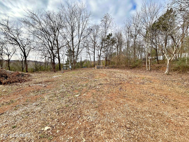 110 Pinecrest Dr, Loudon, TN 37774