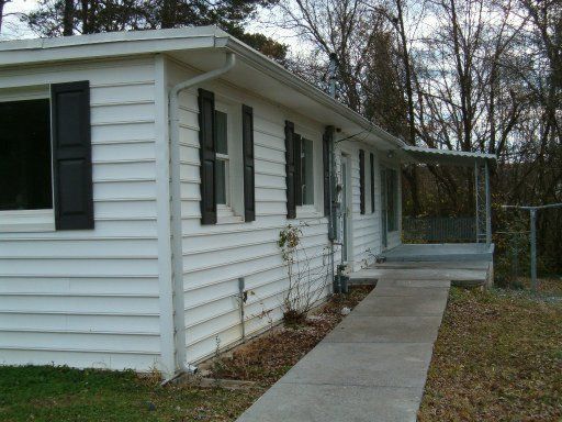 110 Princeton Ave, Oak Ridge, TN 37830