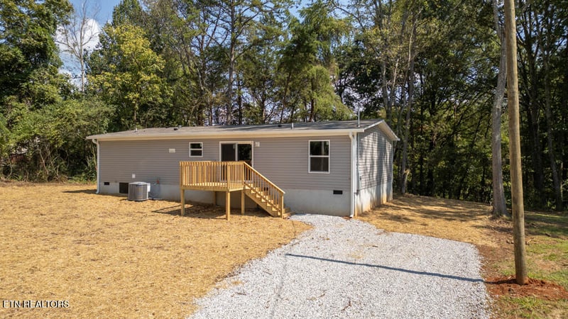 110 Ratledge Rd, Sweetwater, TN 37874