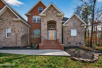 110 Saint James Ln, Clinton, TN 37716