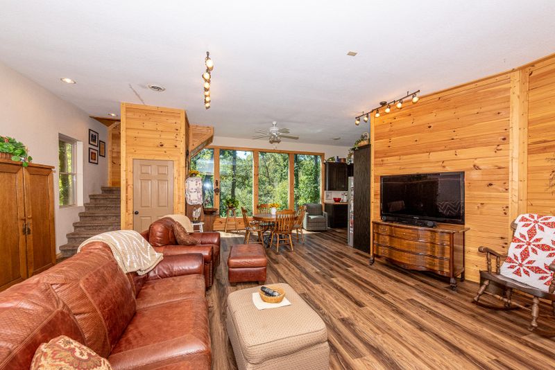 110 Sloan Rd, Vonore, TN 37885