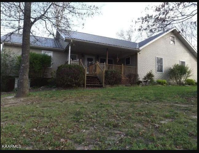110 Stowers Rd, Deer Lodge, TN 37726