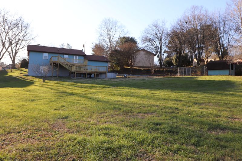 110 Tansi Ln, Oak Ridge, TN 37830