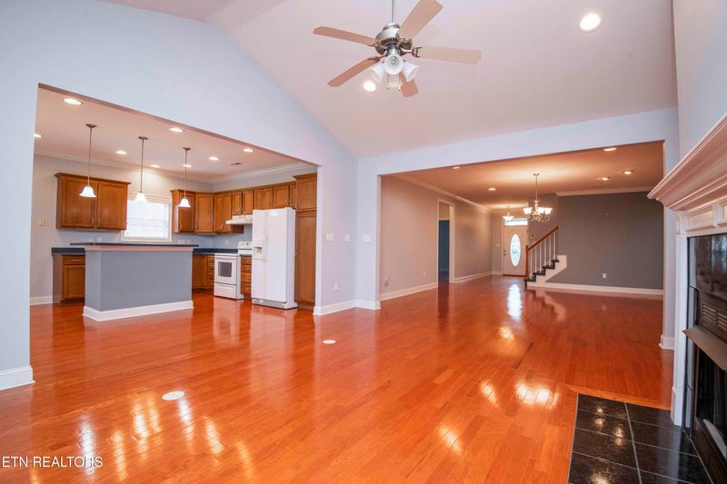 110 Waterston Way, Clinton, TN 37716