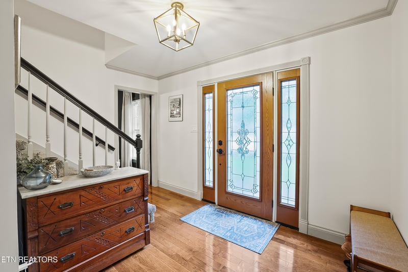 1100 Bob Kirby Rd, Knoxville, TN 37923