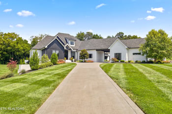 1100 Clover Hill Ln, Knoxville, TN 37922