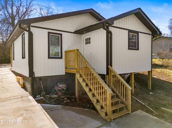 1100 Valley Home Rd, Morristown, TN 37813