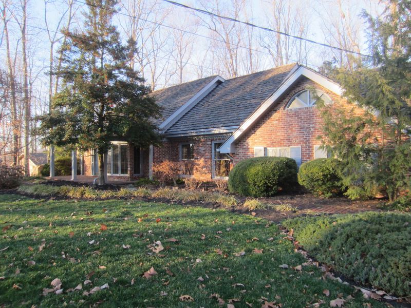 1100 West Outer Dr, Oak Ridge, TN 37830