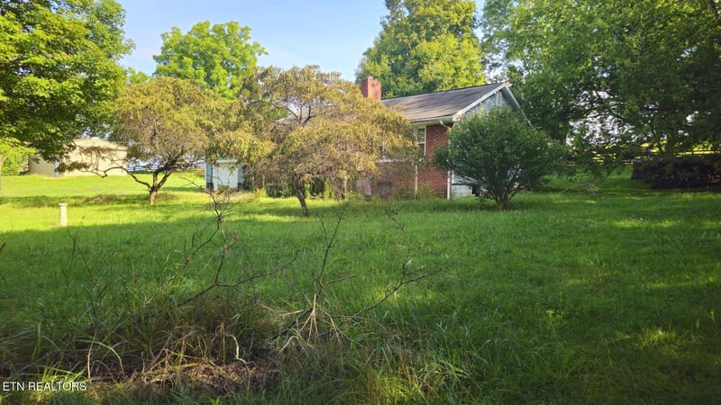 11002 Mckinney Rd, Mascot, TN 37806