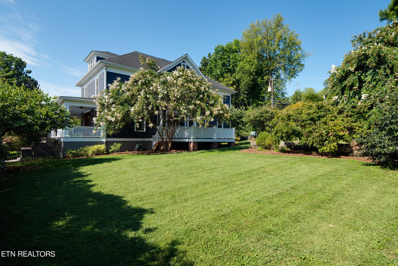 1101 Luttrell St, Knoxville, TN 37917