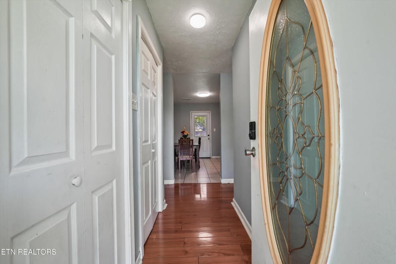 1101 SE Magnet Pl, Knoxville, TN 37915