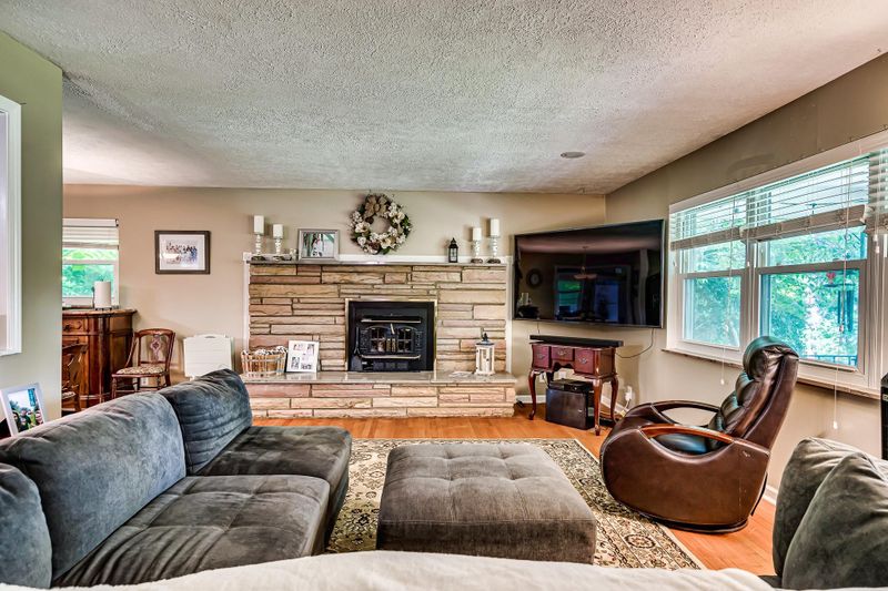 11012 Thornton Dr, Knoxville, TN 37934
