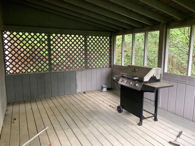 1102 Pine Mountain Rd, Sevierville, TN 37862