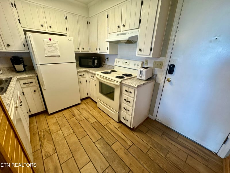 1102 Ski View Dr #306, Gatlinburg, TN 37738